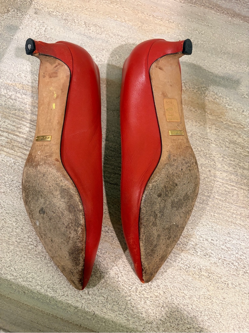 Gucci Red-Orange Leather Pointed-Toe Kitten Heel Flats - Picture 5 of 7